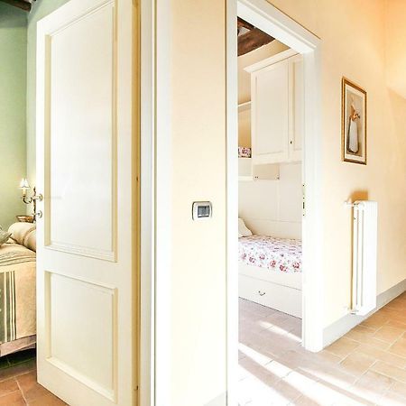 Apartment Guinigi With Private Courtyard Лукка Экстерьер фото