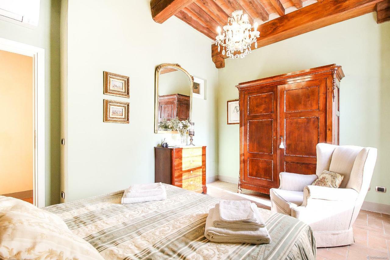 Apartment Guinigi With Private Courtyard Лукка Экстерьер фото